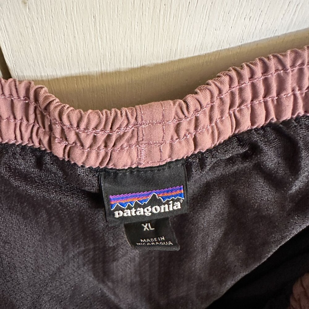 Patagonia Lined Swim Trunks Mauve, Size XL - Picture 3 of 10